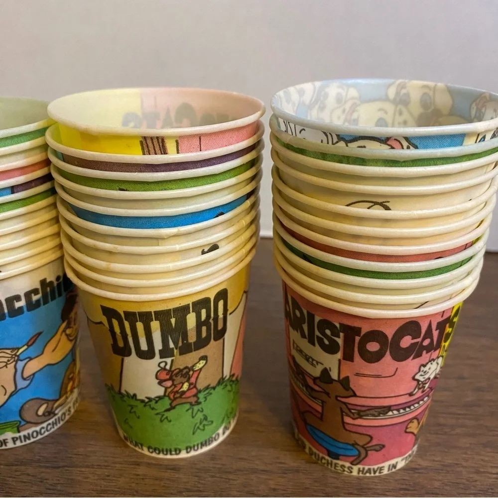 Vintage Disney Classic Movie Series 5 Oz Dixie Kitchen Cups 1986 RARE OPEN READ